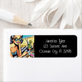 Étiquette Belle dame rétro à la plage avec Cocktail (En situation)