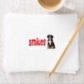 Étiquette Bernese Mountain Puppy Maman Chien Secourt Papa Bo (En situation)