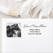 Étiquette Black and White Horses Return Address Label (En situation)