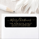 Étiquette Black Gold Script Christmas Retourner l'adresse<br><div class="desc">Élégant moderne noir et or main Lettré famille de Noël retour d'étiquettes d'adresse. Doté d'un joli script de police de calligraphie écrit à la main avec "Joyeux Noël". Idéal pour Noël,  facile de les personnaliser avec vos noms et informations d'adresse de retour.</div>