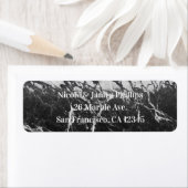 Étiquette Black & Marbre blanc Modern Glam Soirée tendance (En situation)