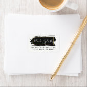 Étiquette Black Paint Stroke & Modern Gold Adresse géométriq (En situation)