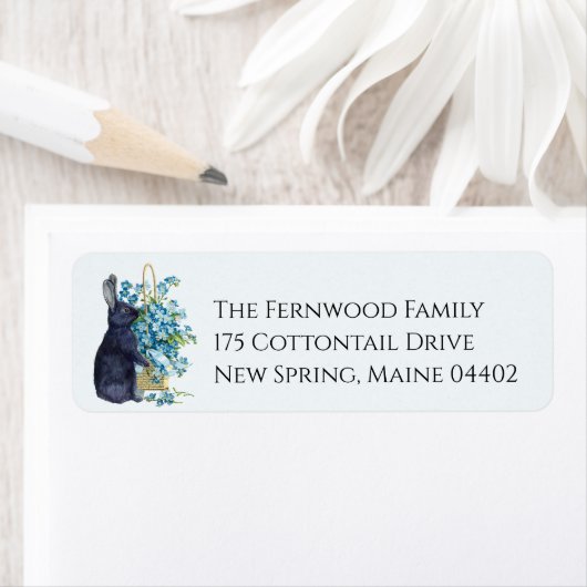 Étiquette Black Rabbit Blue Forget me not Flower Easter (En situation)