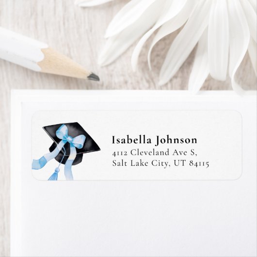 Étiquette Bleu Bow Graduation Cap Graduation Adresse de reto (En situation)