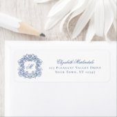 Étiquette Blue Elegant Crest Monogram Wedding Return Address (En situation)