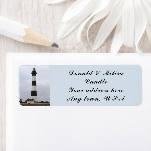 ÉTIQUETTE BODIE ISLAND LIGHTHOUSE* (En situation)