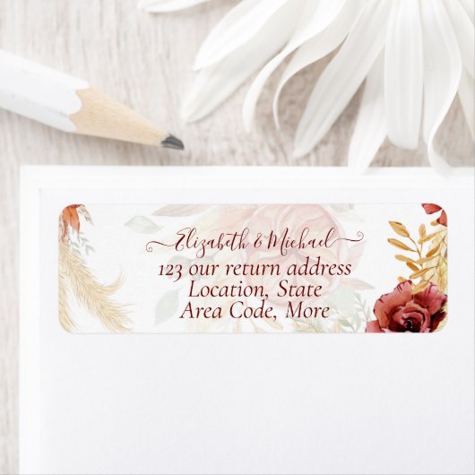 Étiquette BOHO Bourgogne Rose Pampas Mariage (En situation)