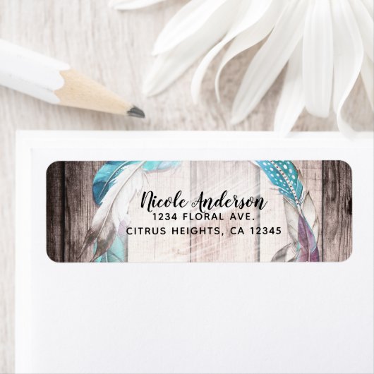 Étiquette Boho Feathers Wreath & String Lights Fête des mari (En situation)