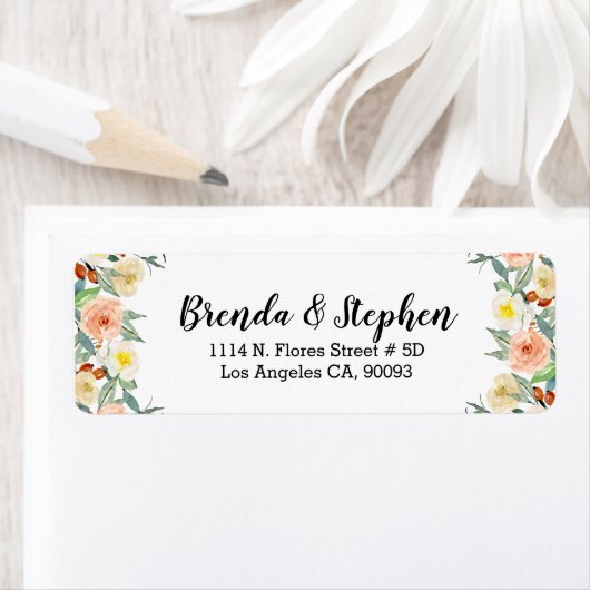 Étiquette Bordure des fleurs d'aquarelles (En situation)