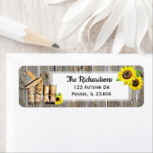 Étiquette Bottes de cowboy et tournesols rustiques (En situation)