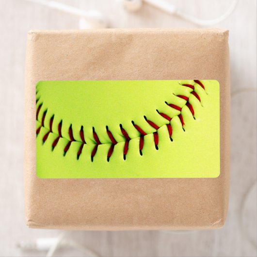 Étiquette Boule de softball jaune (En situation)