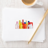 Étiquette bouteilles de détergent en plastique (En situation)