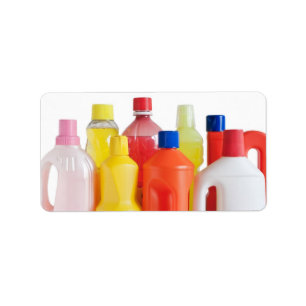 Étiquette bouteilles détersives en plastique
