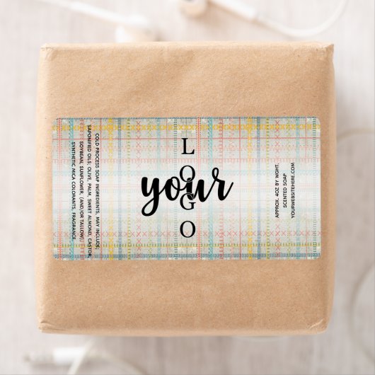 Étiquette Broderie rustique à froid Processus de savon Modèl (En situation)