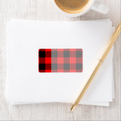 Étiquette Buffalo Check Rouge et Noir Lumberjack Plaid Decor (En situation)