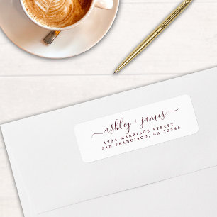 Étiquette Burgundy Elegant Script Mariage Adresse de retour