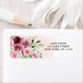 Étiquette Burgundy Floral Fête de Mariage (En situation)