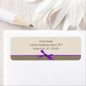 Étiquette Burlap avec Bow en violet (En situation)