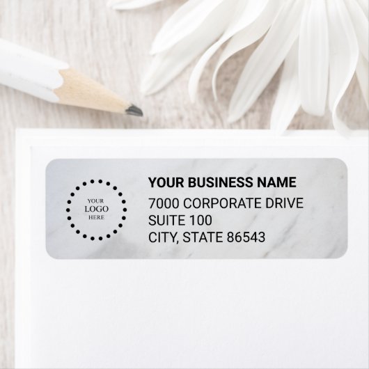 Étiquette Business Logo Custom Return Address Label (En situation)