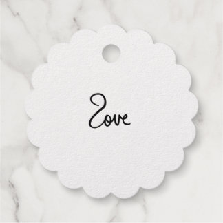 Étiquette-cadeau Conception de typographie de mot "amour" minimalis