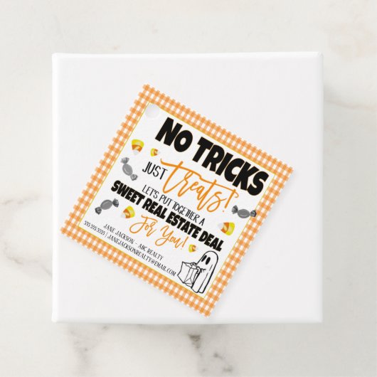 Étiquette cadeau du réalisateur Halloween (En situation)