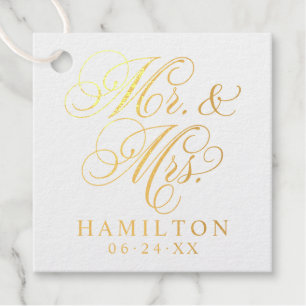 Étiquette-cadeau Élégant Monogramme personnalisé M et Mme Script
