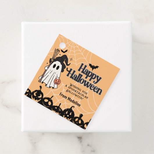 Étiquette cadeau Halloween taillée (En situation)