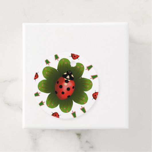 Étiquette cadeau Ladybug (En situation)