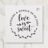 Étiquette-cadeau Love is Sweet Mariage Classic Round Sticker (Dos)