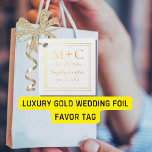 Étiquette-cadeau Mariage Gold de luxe<br><div class="desc">Un design luxueusement élégant en feuille d'or avec un monogramme mariage - date - et la tendance joyeusement jamais après en écriture de script. La bordure à double cadre apporte une touche chic. En plus,  merci modèle à l'arrière pour que vous gardiez ou supprimiez.</div>