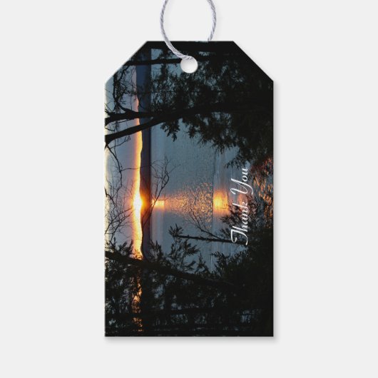 Étiquette cadeau Sunset Over Forest Lake (Devant)