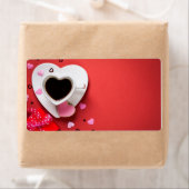 Étiquette Café Avec Boîte Cadeau Rouge Et Cookie (En situation)