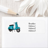 Étiquette Caricature moto mopée mûre illustration (En situation)