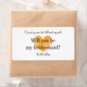 Étiquette Carte Bridesmaid demande bouteille de vin étiquett (En situation)