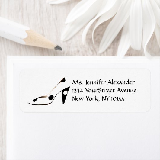 Étiquette Chaussure à talon élevé (En situation)