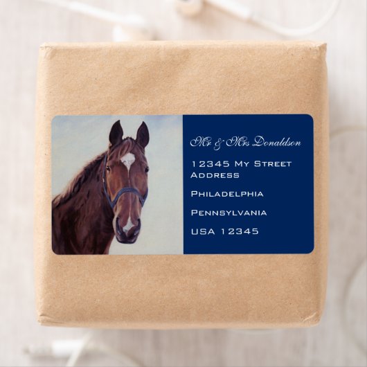 Étiquette Cheval de châtaignes (En situation)