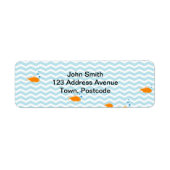 Étiquette Chevron bleu Whimsical avec poisson or (Devant)