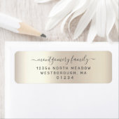 Étiquette Chic Champagne Metallic Family Return Address (En situation)