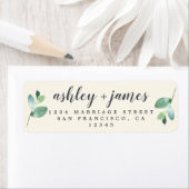 Étiquette Chic Script Green Foliage Mariage Adresse de retou (En situation)