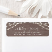 Étiquette Chic Script Rustic Lights Mariage Adresse de retou (En situation)