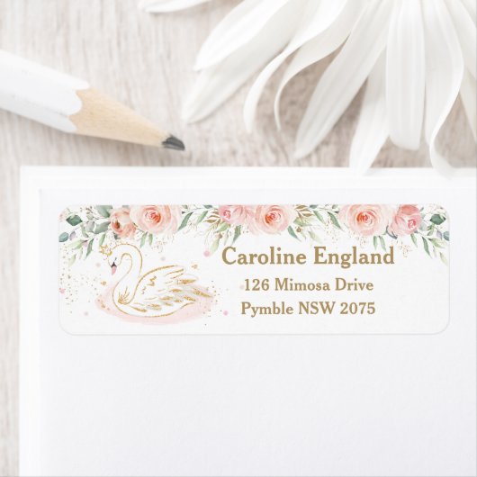Étiquette Chic Swan Blush Rose Floral Adresse de retour Labe (En situation)