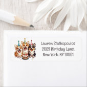 Étiquette Chiens de Corgi d'anniversaire (En situation)