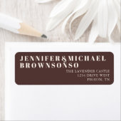 Étiquette Chocolate Brown Ivory Minimalistic Wedding (En situation)