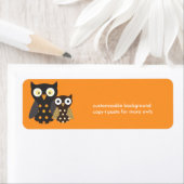 Étiquette Chouette Brown/noire+orange, arrière - plan person (En situation)