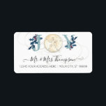Étiquette Christmas Beach Sable Côtier Dollar Bleu Script La<br><div class="desc">Une plage simple mais élégante inspirée de la carte de Noël retour adresse étiquette de courrier. La grande taille supplémentaire fonctionne à la fois sur le côté avant ou arrière de votre carte et se distingue vraiment bien. L'aquarelle peinte en sable dollar est graphiquement mélangée avec des feuilles vintages et...</div>