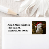 Étiquette Christmas Cow Wearing a Santa Hat (En situation)