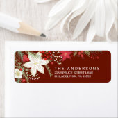 Étiquette Christmas Red Poinsettia & Pine Adresse de retour (En situation)
