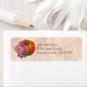 Étiquette Citrouille d'aquarelle et chrysanthème pourpre (En situation)