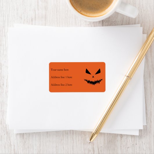 Étiquette Citrouille d'Halloween Jack O'Lantern noire orange (En situation)