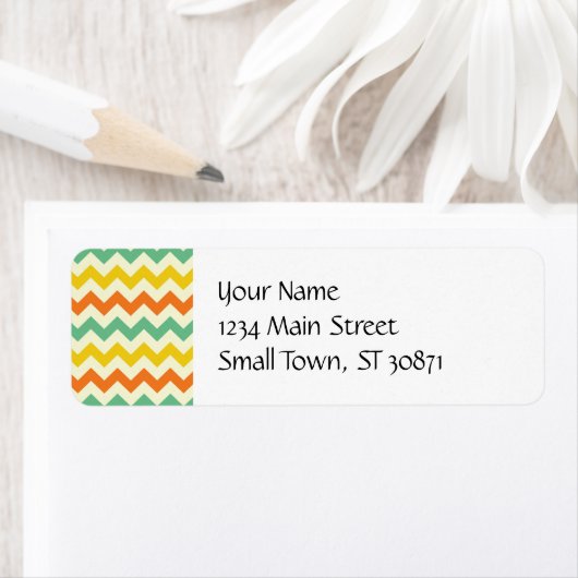 Étiquette Citrus Lime Vert Orange Jaune Chevron Zigzags (En situation)